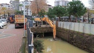 Ordu Büyükşehir, Fatsanın 30 yıldır temizlenmeyen altyapısına indi