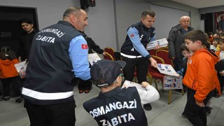 Osmangazide minikler zabıtanın görevlerini öğrendi