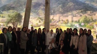 Osmangazili kadınlar kültür turlarıyla moral depoluyor