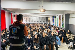 Osmaniye’de Çocuk Polisi 263 Öğrenciye Güvenlik Eğitimi Verdi