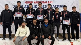 Osmaniye’nin Genç Güreşçileri Batman’dan Madalyalarla Döndü