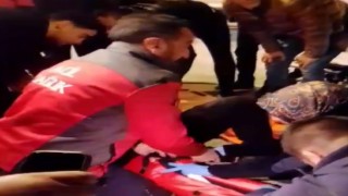 Otomobille çarpışan motosikletin sürücüsü yaralandı