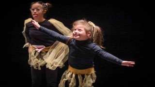 Özel çocuklar ayakta alkışlandı