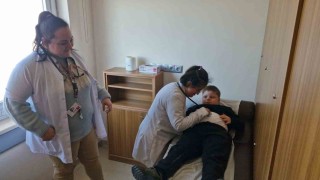 Özel eğitim öğrencileri hastane korkularını beyaz önlükle yendi