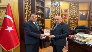 Özerden Bahçeliye ziyaret: Kutuplaşmayı geride bırakıp kucaklaşma zamanı