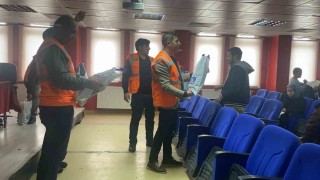 Patnos İyilik Elçileri özel çocukların yüzünü güldürmeye devam ediyor