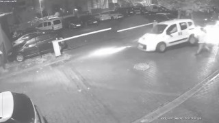 Pendikte direksiyon hakimiyetini kaybeden sürücü ortalığı birbirine kattı