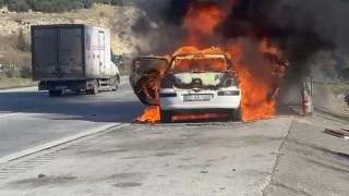 Peugeot marka otomobil alev topuna döndü
