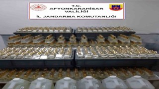 Piyasa değeri 1 milyon 200 bin TL olan kaçak parfüm ele geçirildi