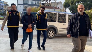 Polis ekiplerinden firariye komşu kılığında operasyon