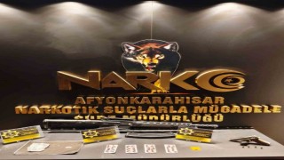 Polisten 4 farklı adrese uyuşturucu baskını