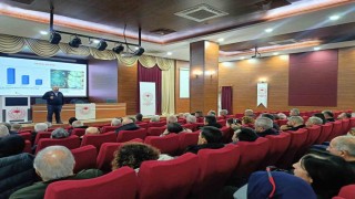 Prof. Dr. Yeninar: Arı ölümlerinin çoğu kışlamaya bağlı ortaya çıkıyor