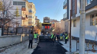 Pursaklar Belediyesi konforlu yollar için çalışmalara hız kesmeden devam ediyor