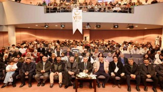 Rektör Prof. Dr. Altun; Uluslararası Öğrenci Akademisinin açılış dersini verdi