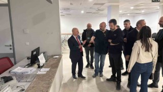 Rektör Sözbir, hastaneyi inceledi hastalarla sohbet etti
