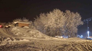 Rizede beklenen kar yağışı başladı