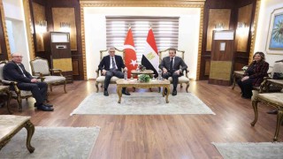 Sağlık Bakanı Memişoğlu, Mısırda