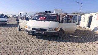 Sahte plaka takan ehliyetsiz sürücüye 92 bin TL ceza