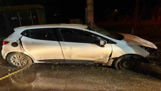 Sakaryada takla atan otomobilde sıkışan sürücü yaralandı