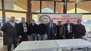 Salihli emlakçılarda başkan değişti