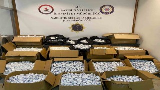 Samsunda peş peşe giden 3 araçtan 350 bin uyuşturucu hap ele geçirildi