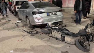 Şanlıurfada pikap ile motosiklet çarpıştı:2 ağır yaralı