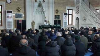 Servis kazasında hayatını kaybeden şoför, son yolculuğuna uğurlandı