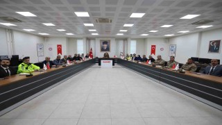 Siirtte karla mücadelede 200 araç ve 600 kişi sahada
