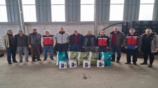 Simavda 11 sera üreticisine 2,5 ton gübre desteği