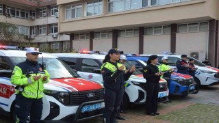 Sinopta emniyet ve jandarmaya 19 yeni araç tahsis edildi