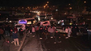 Şırnakta freni boşalan vinç 6 araca çarptı: 7 yaralı