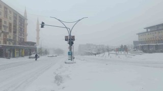 Şırnakta vatandaşlara trafiğe çıkmayın uyarısı