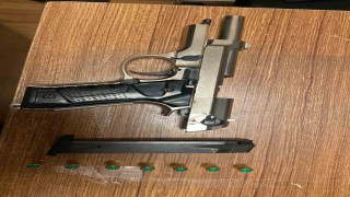 Şişlide İETT durağında gündüz vakti havaya ateş açan şüpheli yakalandı