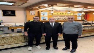 Sıtkı Usta devlet erkanını ağırlıyor