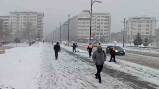 Sivas için sarı kod uyarısı yapılmıştı, beklenen kar yağışı başladı