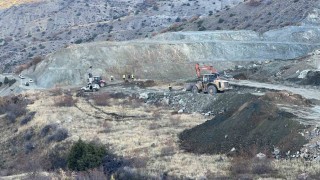 Sivasta göçük altında kalan madenciyi arama çalışmaları 18 gündür sürüyor