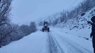 Sivasta kar etkili oldu, 136 yerleşim yerinin yolu kapandı