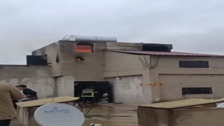 Siverekte apartmanda çıkan yangın paniğe neden oldu