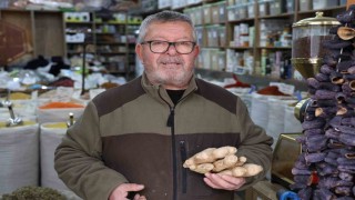 Soğuk havalarda bitki çayına ilgi yoğun