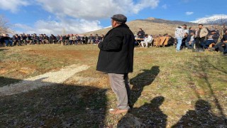 Suçsuz yere öldürülen 2 çocuk annesi memleketinde toprağa verildi