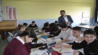 Sultanhisar Kaymakamı Ateş, öğrencilerle bir araya geldi