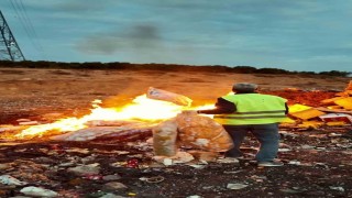 Tarihi geçmiş ürünlerle çocukları zehirleyeceklerdi: 2 ton cips, şekerleme ve çikolata imha edildi