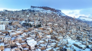 Tarihi kent Mardin beyaz gelinliğini giydi
