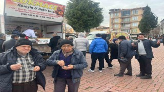 Tavşanlı protokolü ve vatandaşlar lokma etkinliğinde buluştu