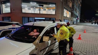 Tekirdağda trafiğin yoğun olduğu bölgede denetim: 106 araç kontrol edildi