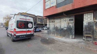 Tinerle sobayı yakarken kendini yaktı