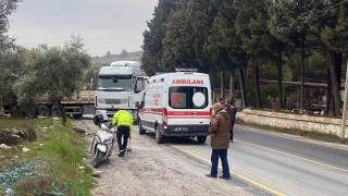 TIRın altında kalan sürücü ağır yaralandı