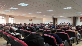 TOGÜde Mehmet Akifin edebi ve fikri mirası ele alındı