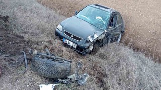 Tokatta iki otomobil kafa kafaya çarpıştı: 3 yaralı