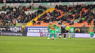 Trendyol Süper Lig: Corendon Alanyaspor: 2 - Fatih Karagümrük: 0 (Maç sonucu)